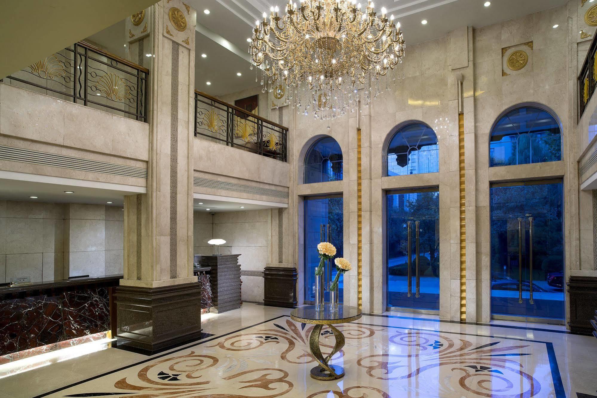 Grand Mercure Xian On Renmin Square Екстер'єр фото