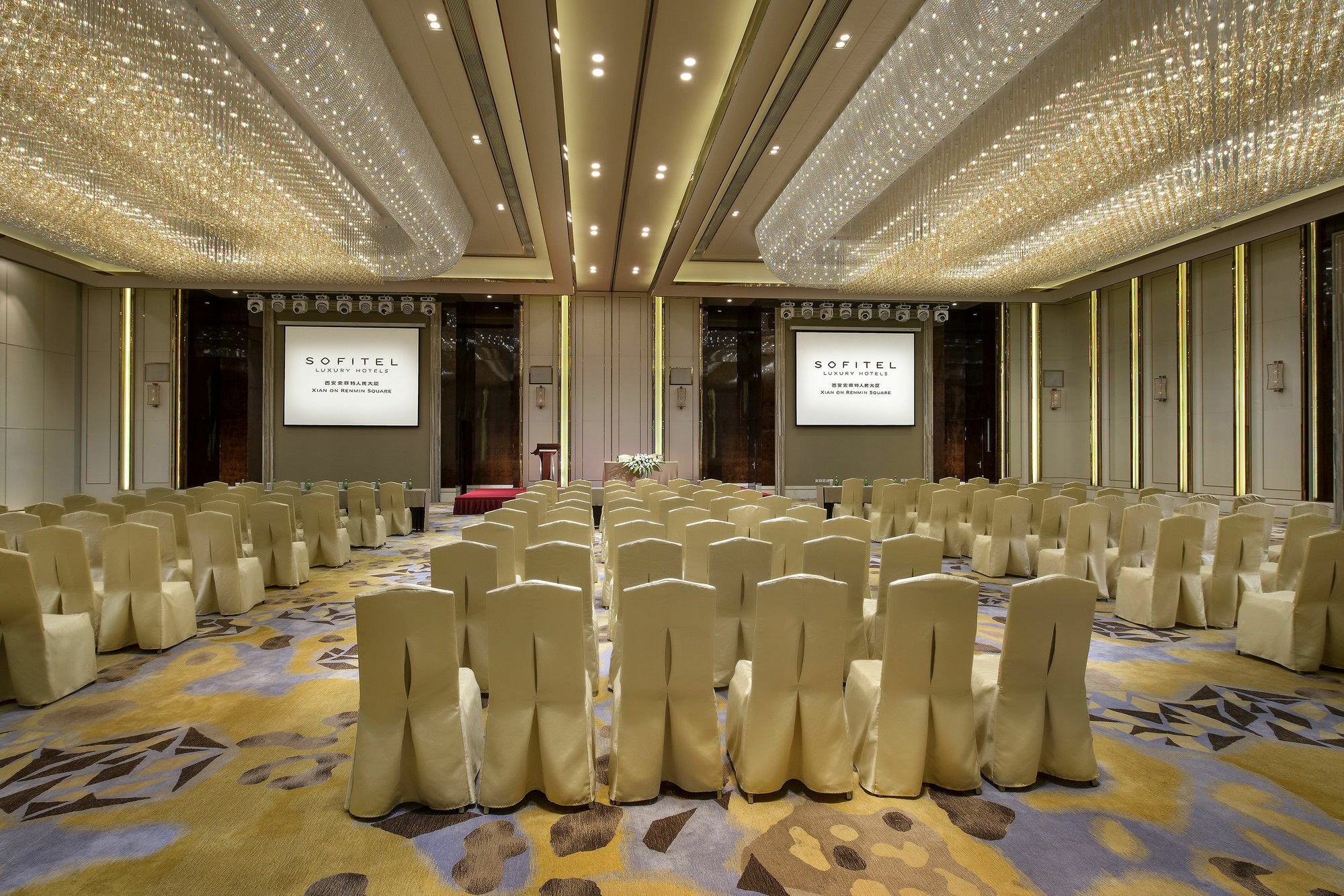 Grand Mercure Xian On Renmin Square Екстер'єр фото